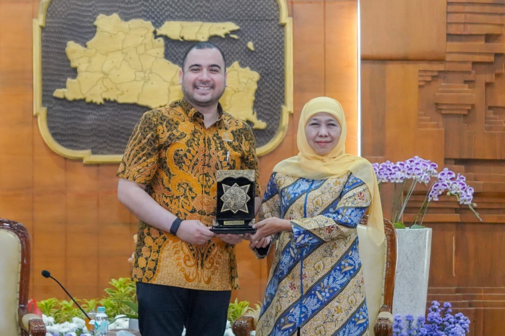 BPD HIPMI Jawa Timur Gelar Audiensi dan Silaturahmi dengan Gubernur Khofifah Indar Parawansa BPD HIPMI Jawa Timur Gelar Audiensi dan Silaturahmi dengan Gubernur Khofifah Indar Parawansa